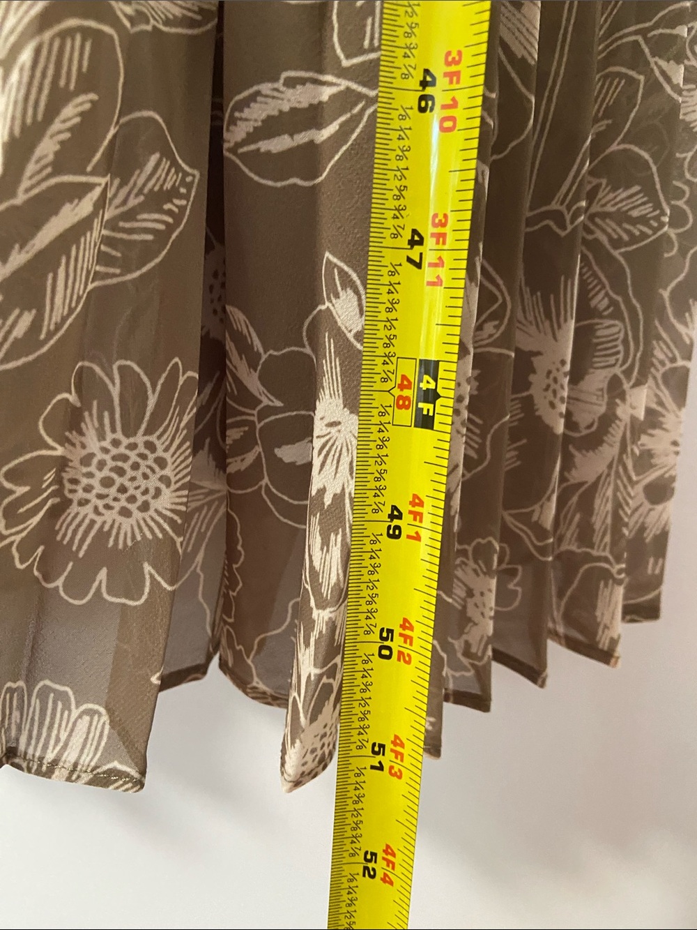 Petal & Pup Ashton Midi Dress Olive Floral - Picture 8 of 11